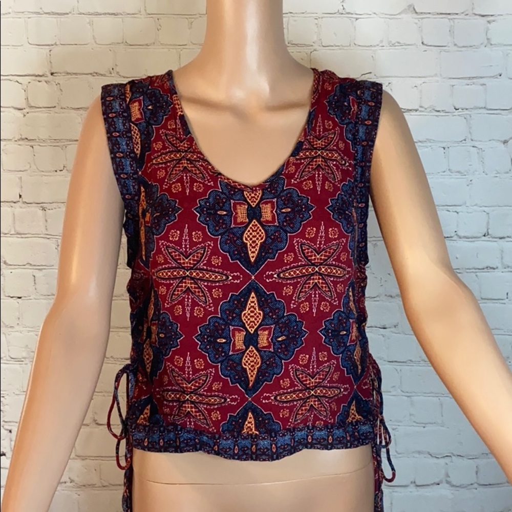 ⭐️ Free People High-low Patterned Sleeveless Blouse Size Small